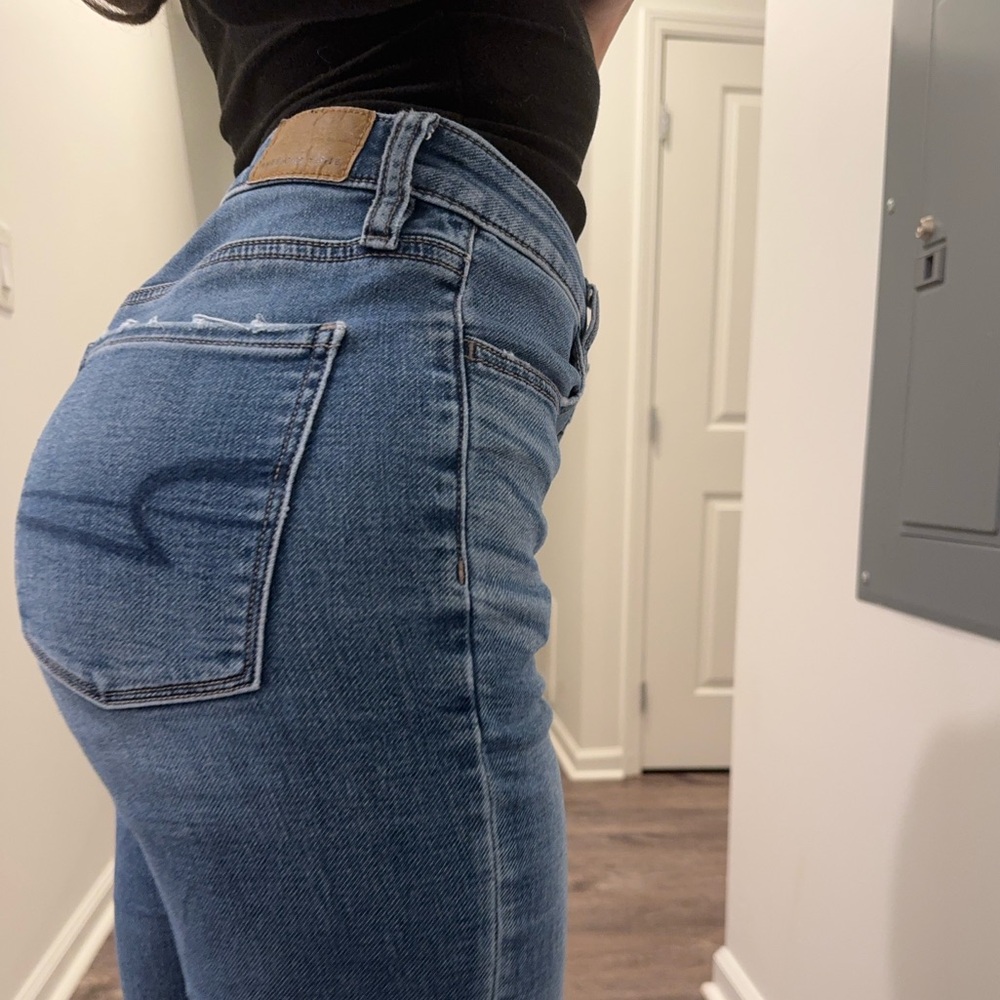 American Eagle Outfitters High Rise Blue Jeans
